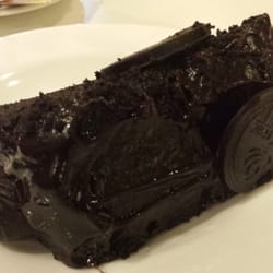 a La Creme Bistro & Cakeshop - Belgian chocolate cake