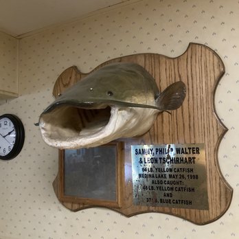 Sammy's - I think I've seen this guy in my dreams. And he says... "Go to Sammys... Get the pie." - American Near Me - Castroville, Texas