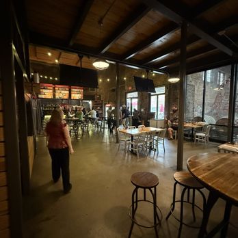 Trapezium Brewing - Restaurant - Pizza Near Me - Petersburg, Virginia Trapezium Brewing - Restaurant - Pizza Near Me - Petersburg, Virginia