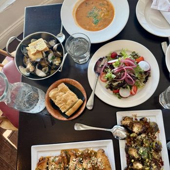The Red Door - Chicken, wings, brussels sprouts, clams, strawberry salad, white bean soup - Cocktail Bars Near Me - San Diego, California The Red Door - Chicken, wings, brussels sprouts, clams, strawberry salad, white bean soup - Cocktail Bars Near Me - San Diego, California