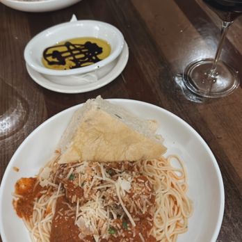 Quanto Basta - Spaghetti & Meatballs - Italian Near Me - Wilmington, North Carolina Quanto Basta - Spaghetti & Meatballs - Italian Near Me - Wilmington, North Carolina