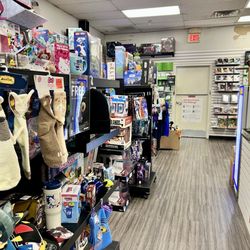 Gamestop - Accessories and Games