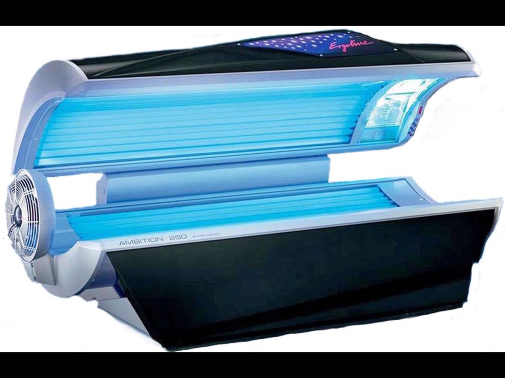 Intrigue Tanning Logo