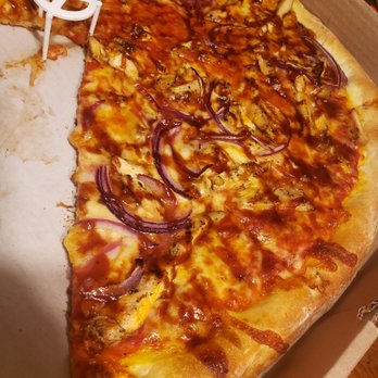 Alba's Pizza & Restaurant - BBQ Chicken Pizza - Pizza Near Me - Astoria, New York