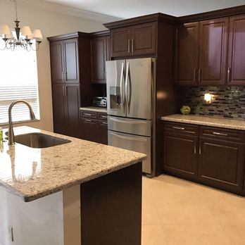 Factory Direct Renovations Group - Our stunning kitchen - General Contractors Near Me - Dania Beach, Florida