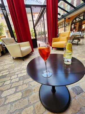 Hotel De France by null