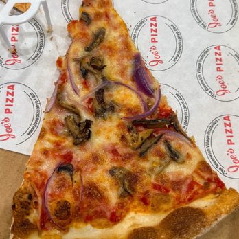 Joe's Pizza - Plain Cheese Pizza with Mushrooms - Pizza Near Me - Cambridge, Massachusetts
