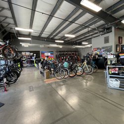 Trek Bicycle Fresno Sunnyside - Interior 7/1/22