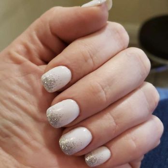 Deluxe Nails - Nail Salons Near Me - Decherd, Tennessee