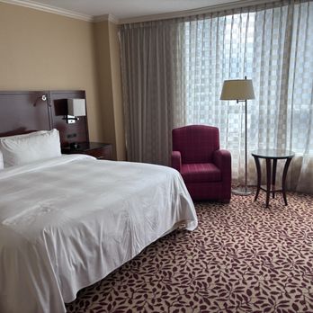 Vancouver Marriott Pinnacle Downtown Hotel - Room 1120 - Hotels Near Me - Vancouver, British Columbia Vancouver Marriott Pinnacle Downtown Hotel - Room 1120 - Hotels Near Me - Vancouver, British Columbia