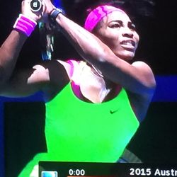 Protogo - Serena's follow through at AO