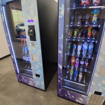 The Laundry Lounge - Laundromat Near Me - Imperial, California