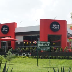 La fachada.