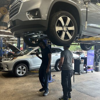 Chapel Hill Tire - Fordham Blvd - Behind every reliable repair is a dedicated team. - Tires Near Me - Chapel Hill, North Carolina Chapel Hill Tire - Fordham Blvd - Behind every reliable repair is a dedicated team. - Tires Near Me - Chapel Hill, North Carolina