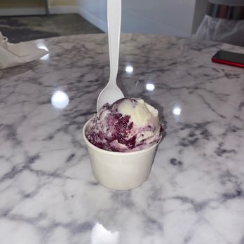 Lucy Boone Ice Cream - Blueberry Lemon - Ice Cream & Frozen Yogurt Near Me - New Orleans, Louisiana