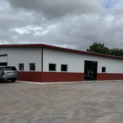 user provided Chris Milner Paint And Body photo