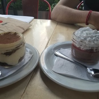 Pizzeria Libretto - Tiramisu & Budino - Pizza Near Me - Toronto, Ontario