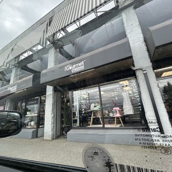 The Gourmet Warehouse - Front of store entrance - Appliances Near Me - Vancouver, British Columbia The Gourmet Warehouse - Front of store entrance - Appliances Near Me - Vancouver, British Columbia
