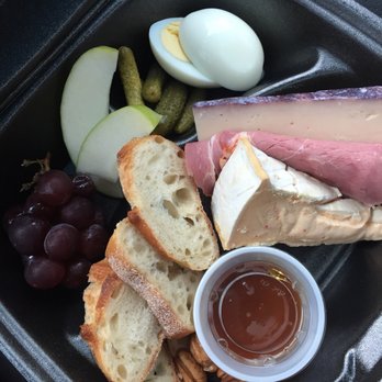 The Cheese Cottage - Ploughman's Lunch to-go - Cheese Shops Near Me - Mobile, Alabama