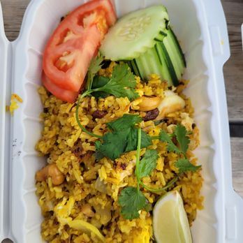 Baitong On Wheels-The River's Place - Shrimp pineapple fried rice - Food Trucks Near Me - Bend, Oregon