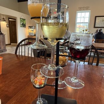 Mirabelle Farm & Vineyard - Fall Flight - Wine Tasting Room Near Me - Ashville, Ohio Mirabelle Farm & Vineyard - Fall Flight - Wine Tasting Room Near Me - Ashville, Ohio