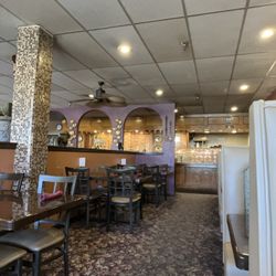 Tandoori Grill - Spacious dining hall