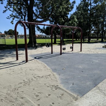 Presley Park - Playgrounds Near Me - Irvine, California