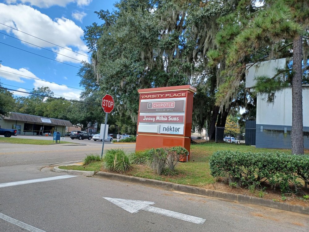 Varsity Plaza Logo