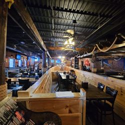 J&C Crab - Juicy Seafood - Nautical theme
