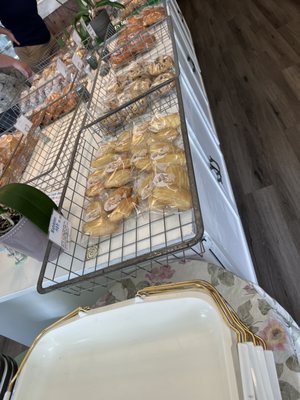 Tea Zone Bakery & Cafe by null