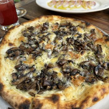 Gjelina - New American Near Me - Venice, California