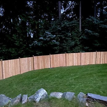 Calel’s Landscape - Wood fence - Landscaping Near Me Calel’s Landscape - Wood fence - Landscaping Near Me