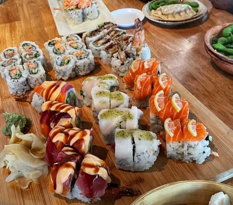 Rishi Sushi Kitchen & Bar by null
