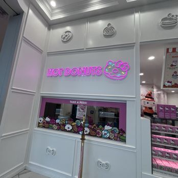 Hello Kitty Cafe - A look into the bakery - Themed Cafes Near Me - Santa Clara, California Hello Kitty Cafe - A look into the bakery - Themed Cafes Near Me - Santa Clara, California