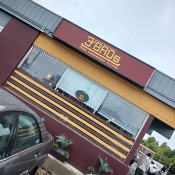 3 Bros Vietnamese Cuisine - Outside - Vietnamese Near Me - Burien , Washington