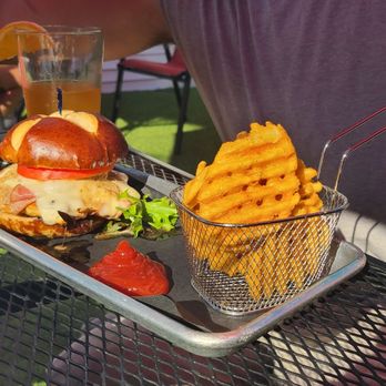 Proof’s Hoosier Icehouse - Burger fries - American Near Me - Lawrenceburg, Indiana