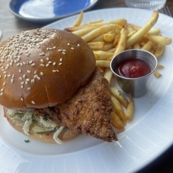 Causwells - Crispy Chicken Sandwich - New American Near Me - San Francisco, California Causwells - Crispy Chicken Sandwich - New American Near Me - San Francisco, California