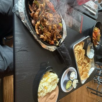 Atwater Street Tacos - Mixed fajitas - Mexican Near Me - Monroe, Michigan