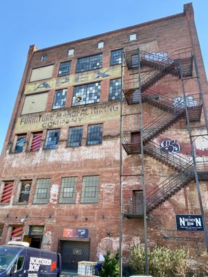Northern Row Brewery, Distillery & Taproom by null