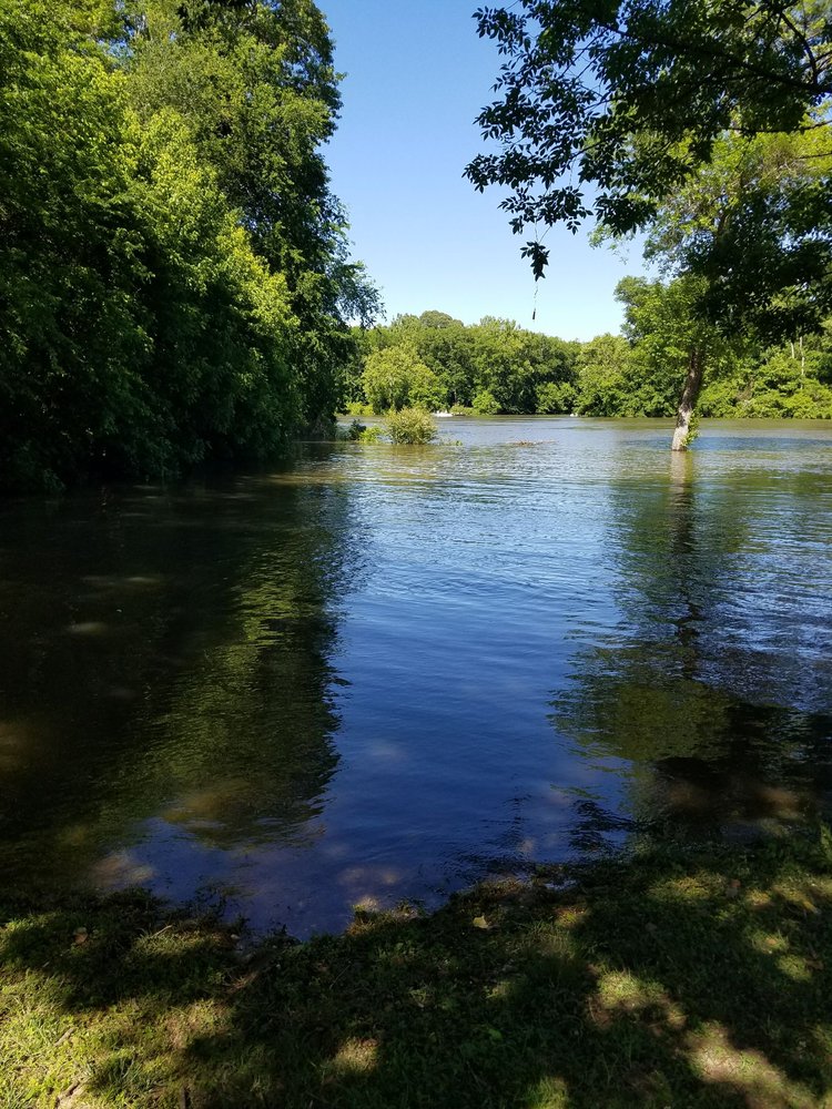RIVER FALLS PARK TRAIL HEAD Updated August 2024 Rockfish Dr, Weldon