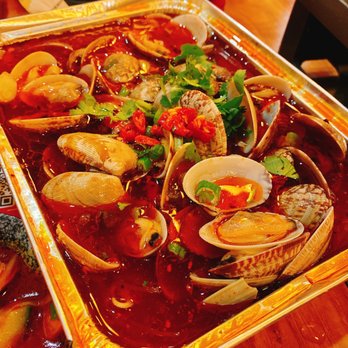 Dynasty BBQ - Vermicelli with clam, DONT RECOMMEND. Tastes like fast food不推荐锡纸花甲 - Chinese Near Me - Newark, California