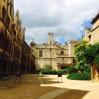 Corpus Christi College - Inside - Colleges & Universities Near Me - Oxford, OXF