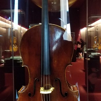 Museo del Violino - Antonio Stradivari Violoncello 1700 - Museums Near Me - Cremona, CR