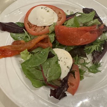 Vesuvio Restaurant and Pizzeria - Pizza Near Me - Brooklyn, New York Vesuvio Restaurant and Pizzeria - Pizza Near Me - Brooklyn, New York