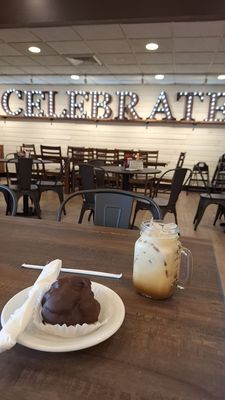 McArthur's Party Cakes by null