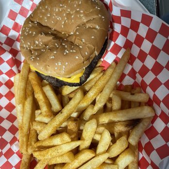 Troy's Burgers - My cheeseburger without veggies - Burgers Near Me - San Pedro, California Troy's Burgers - My cheeseburger without veggies - Burgers Near Me - San Pedro, California