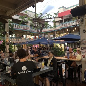 Down the Hatch Maui - Seafood Near Me - Lahaina, Hawaii