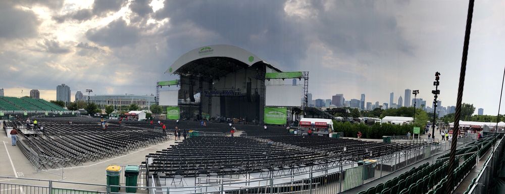 VIP Club Huntington Bank Pavilion Logo