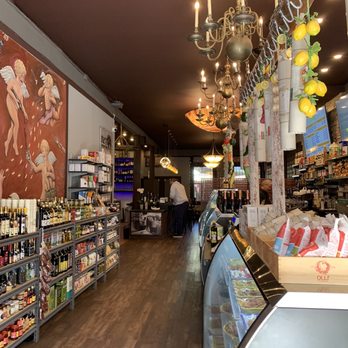Limoncello - Interior, they also have a patio - Pizza Near Me - San Francisco, California