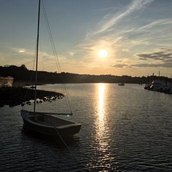 Dead Eye Dick's - Beautiful view - New American Near Me - Block Island, Rhode Island